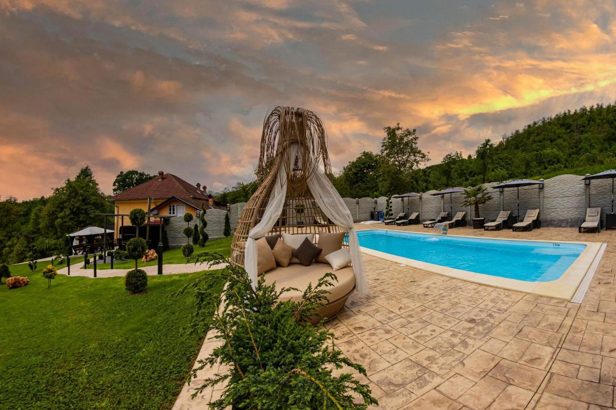 Valea Magurii Hotel Novaci Străini Exterior foto
